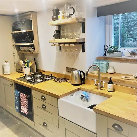 Weavers Cottage, Tideswell, Sleeps 6, Dog Friendly Buxton  Exterior photo