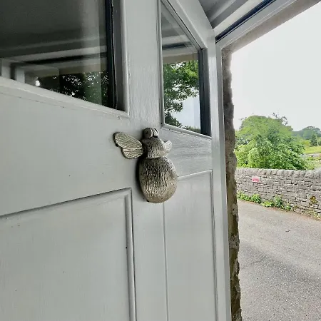 Weavers Cottage, Tideswell, Sleeps 6, Dog Friendly Buxton  Exterior photo
