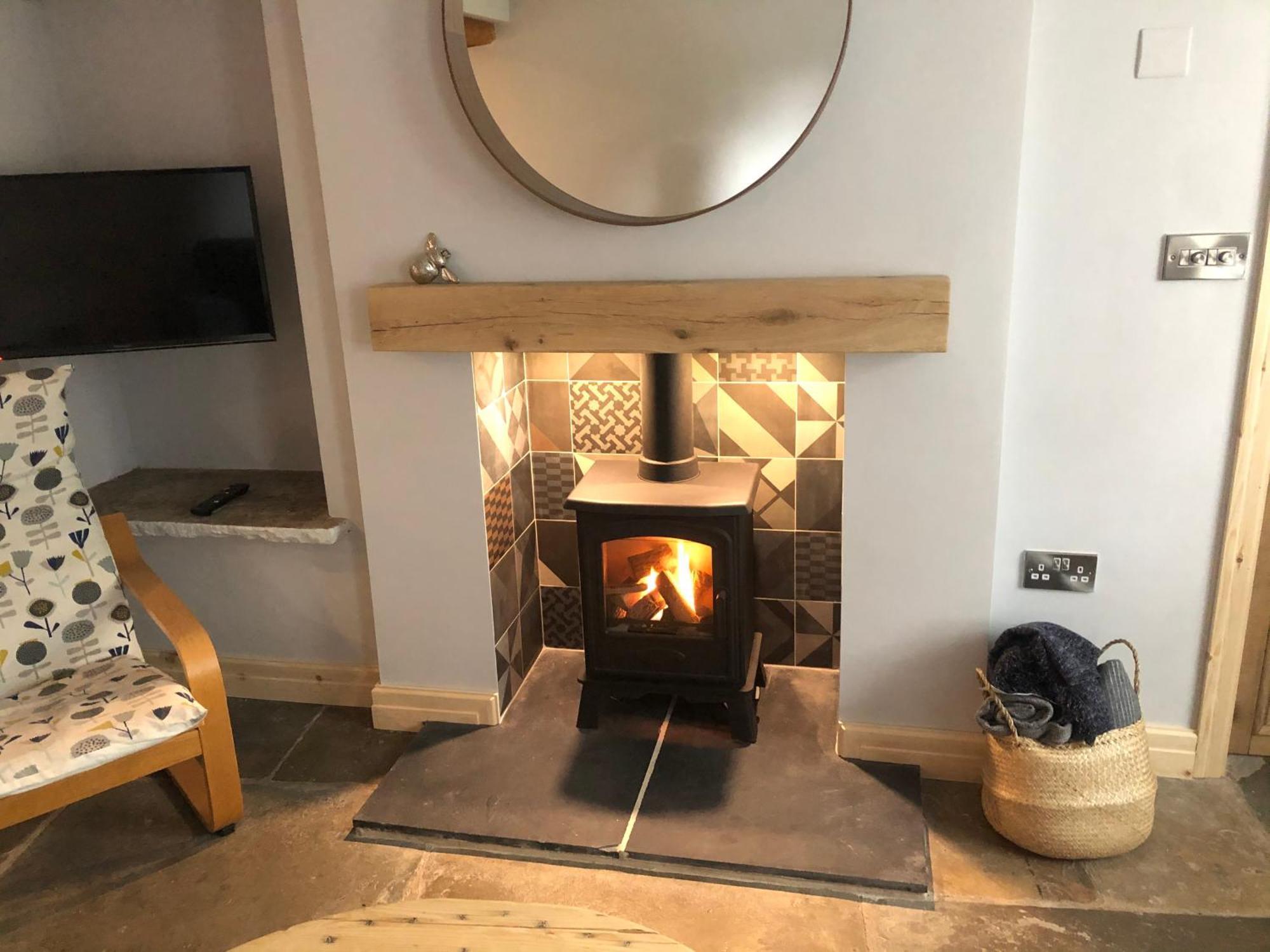 Weavers Cottage, Tideswell, Sleeps 6, Dog Friendly * Buxton (Derbyshire)